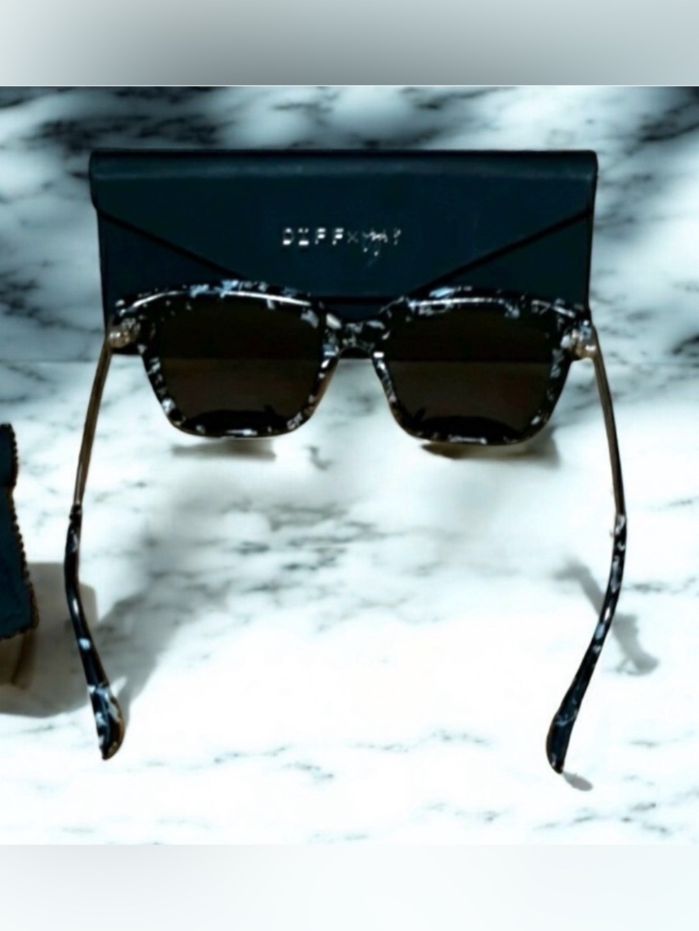 Diff Eyewear JoJo Fletcher Black and White Marble Sunglasses - Picture 4 of 7